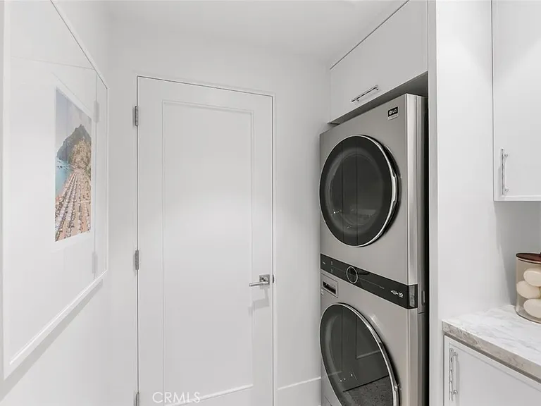 3130 Breakers Dr — Photo 51
