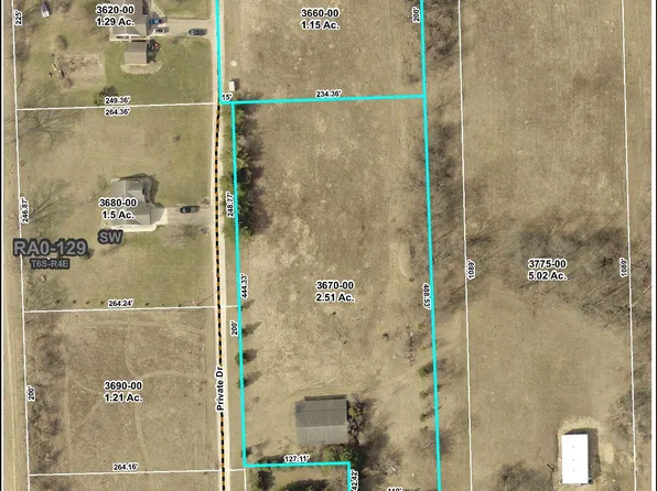 2000 Laberdee Rd, Adrian, MI 49221
