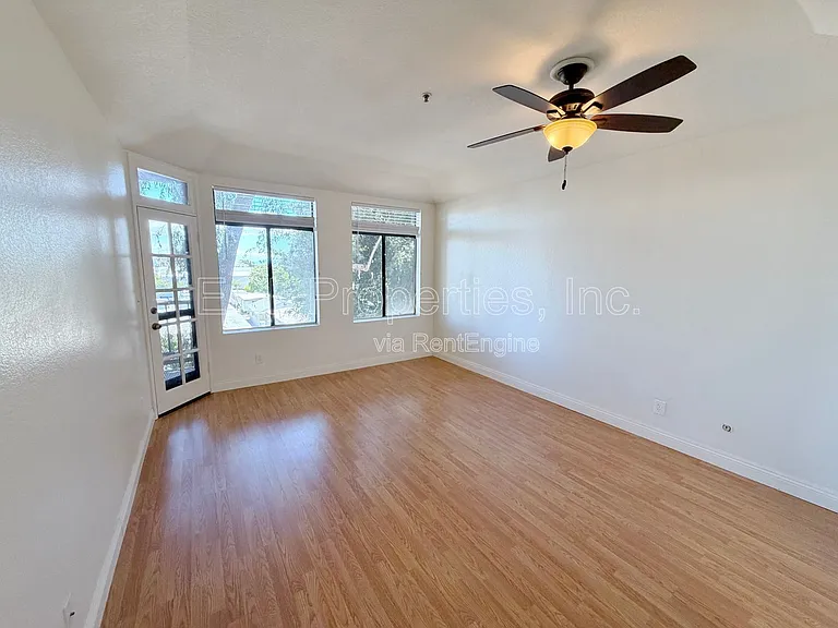 2559 Plaza Del Amo #205 — Photo 9