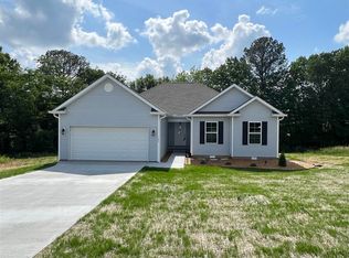 125 Circle Rd, Scottsville, KY 42164