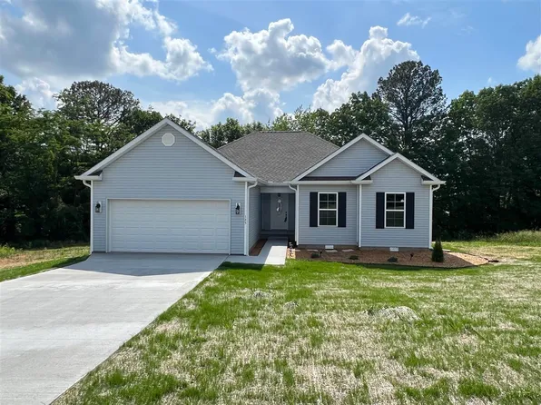 125 Circle Rd, Scottsville, KY 42164
