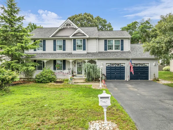 8 Hillcrest Ln, Little Egg Harbor, NJ 08087