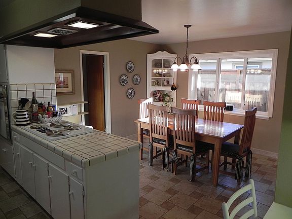 4th image of 1465 Cherrydale Dr