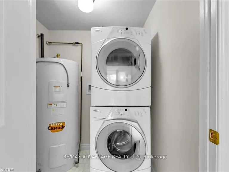 1510 Richmond St #405 — Photo 32