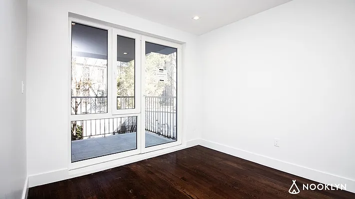 Rented by Nooklyn NYC LLC | media 35