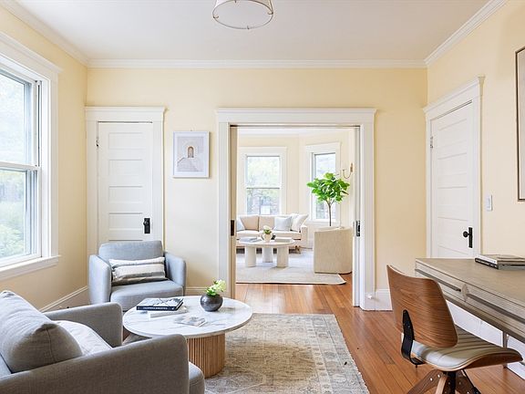 4th image of 255 Walnut St #B
