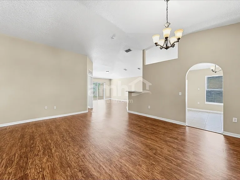 312 Azores Pl — Photo 8