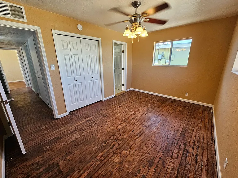 1509 Cuba Ave — Photo 13
