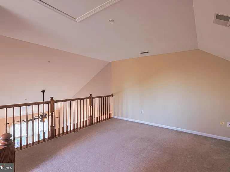 9300 Summit View Way — Photo 25