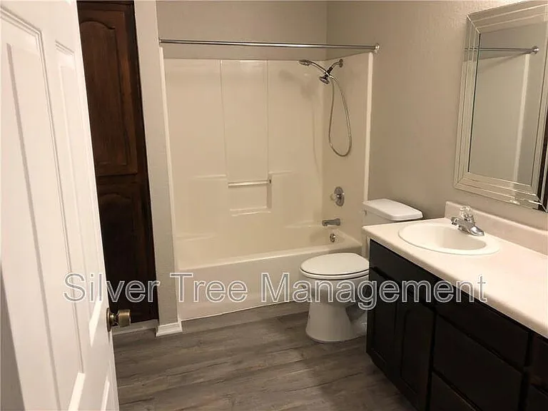 300 Private Road 4382 — Photo 5