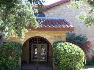 203 Merlin Rd, Laredo, TX 78041