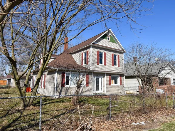 110 S Main St, Benld, IL 62009