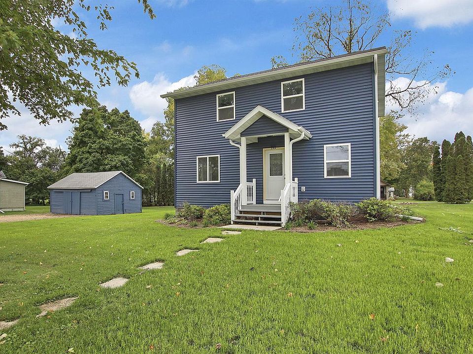 211 Ballard STREET, Sharon, WI 53585 Zillow