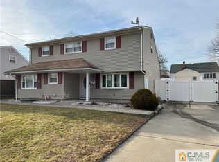 857 Chamberlain Ave, Perth Amboy, NJ 08861