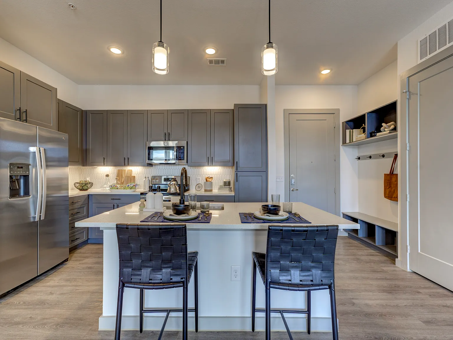 East Side, 10 Weeks Free and $750 Off! Sleek Brand New Construction, Open Concept, W/D, — Photo 2
