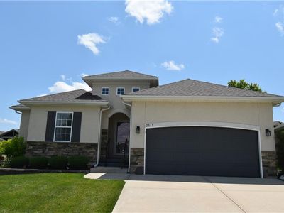 2015 Creek View Ln, Raymore, MO, 64083