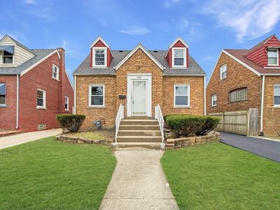 1925 S 22nd Ave, Maywood, IL, 60153