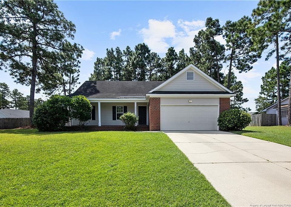 1st image of 111 Congaree Dr