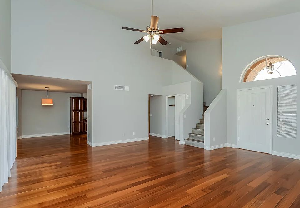 1st image of 126 Tiffany Ln #43
