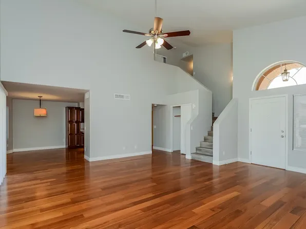 126 Tiffany Ln #43, Royal Oak, MI 48067