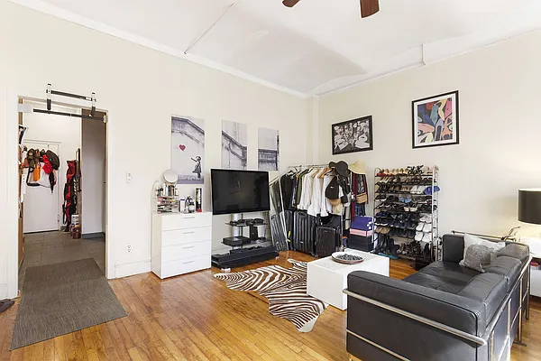 Rented by Compass | media 12