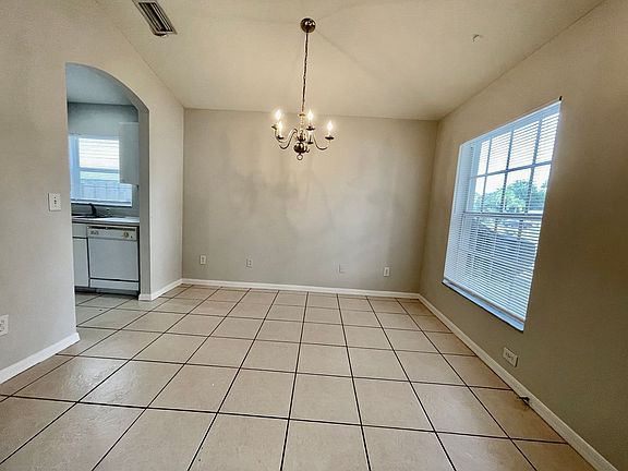 3rd image of 10241 Allenwood Dr