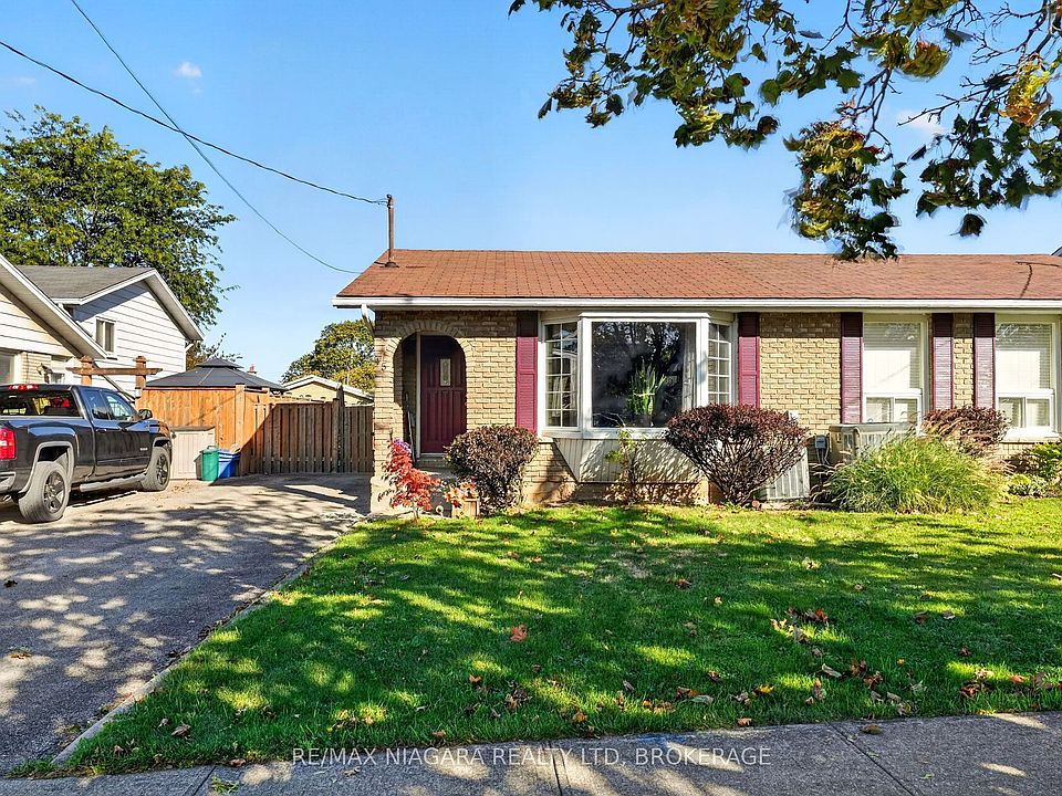 1st image of 45 Green Maple Dr