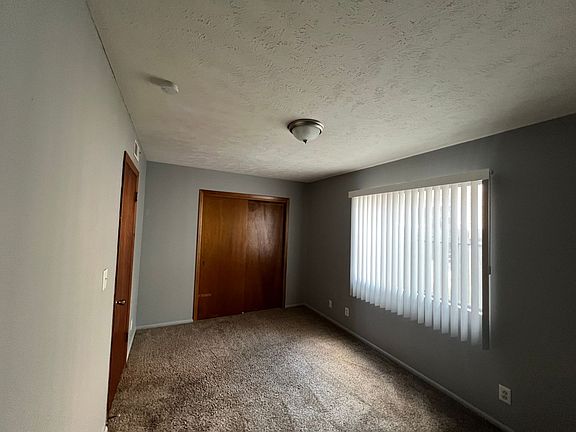 3rd image of 1910 J St #109