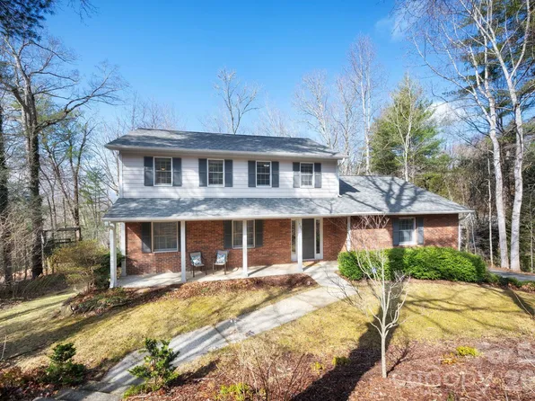 107 Ballantree Dr, Asheville, NC 28803