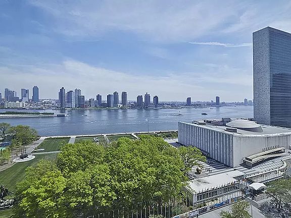 3rd image of 50 United Nations Plz APT 12B