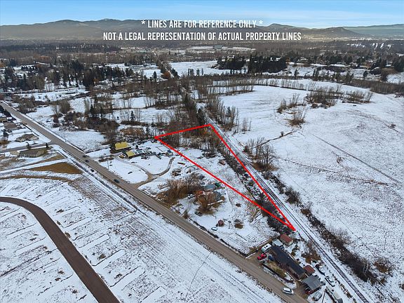 2nd image of 192 River Rd