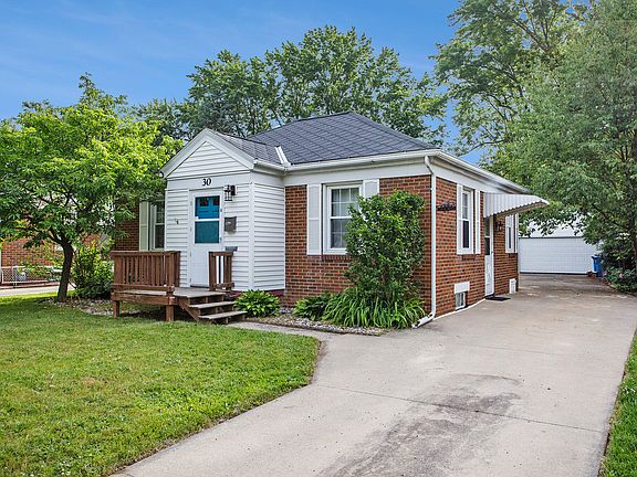 3rd image of 30 31st St N