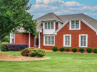 1002 Chippendale Trl SW, Marietta, GA 30064