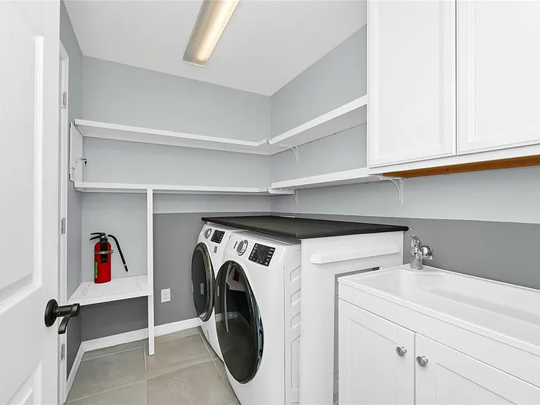 3665 Brighton Park Cir — Photo 17