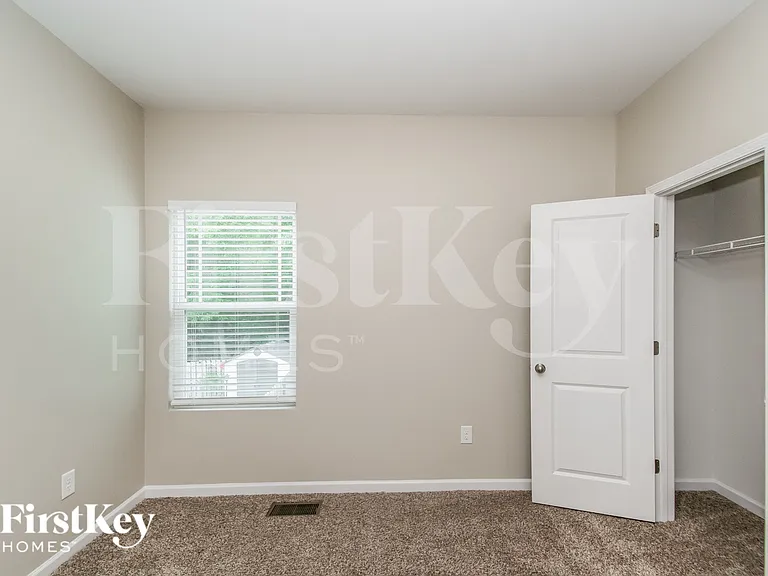 2055 Tanners Mill Dr — Photo 13