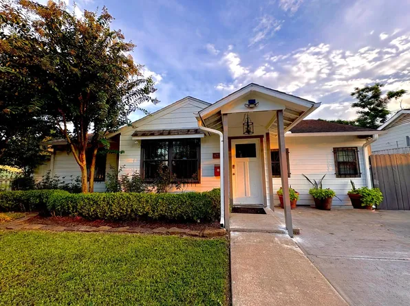 4758 Maggie St, Houston, TX 77033