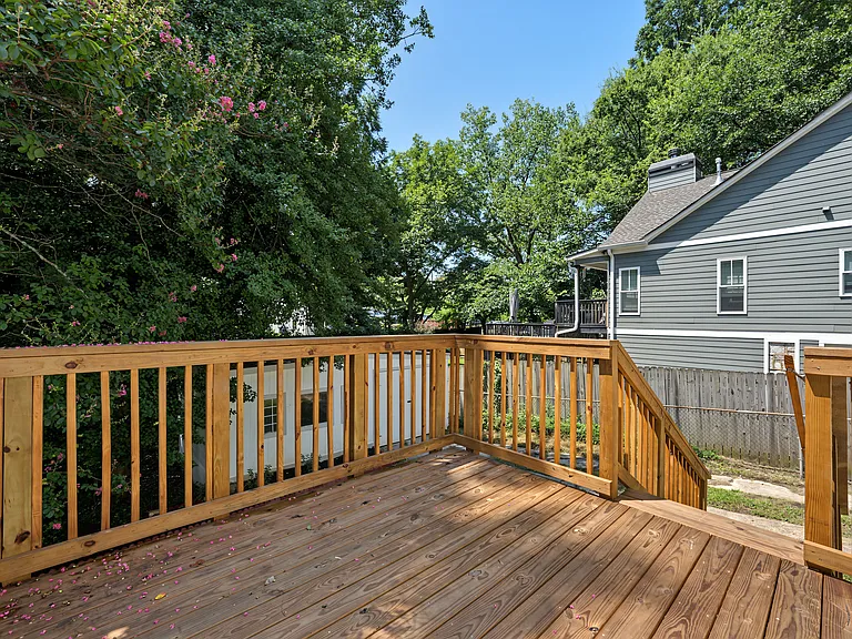 804 Berkeley Ave NW — Photo 19