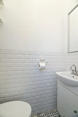 Sold by Compass | media 7