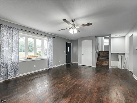 3rd image of 1220 Tower Blvd