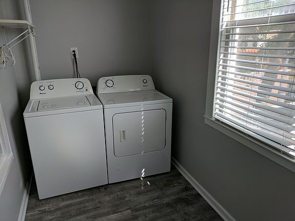 Full Size Washer and Dryer