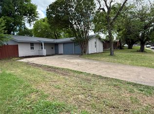 2010 Durham St, Irving, TX 75062