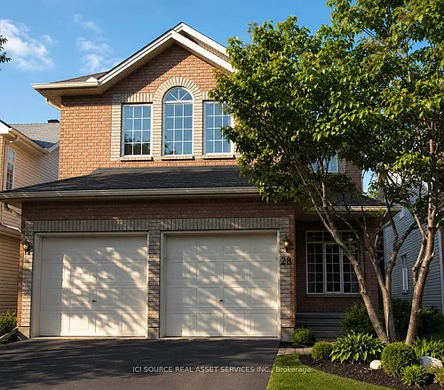 28 Maricona Way Photo 1