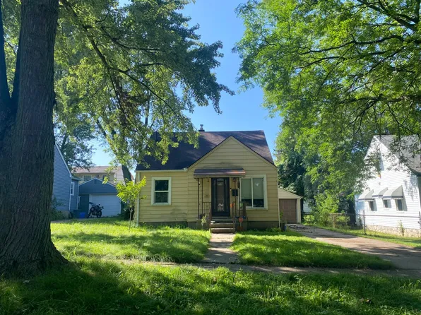 31 Alter Ct, Mount Clemens, MI 48043