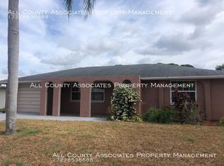 5731 Chapman Dr, New Port Richey, FL 34652