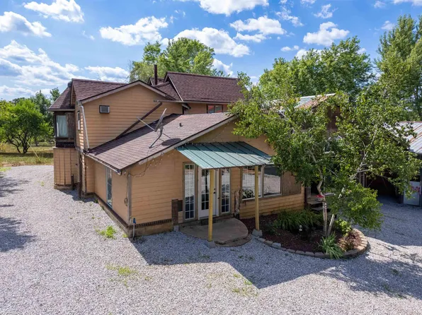 1749 County Road 5120, Willow Springs, MO 65793