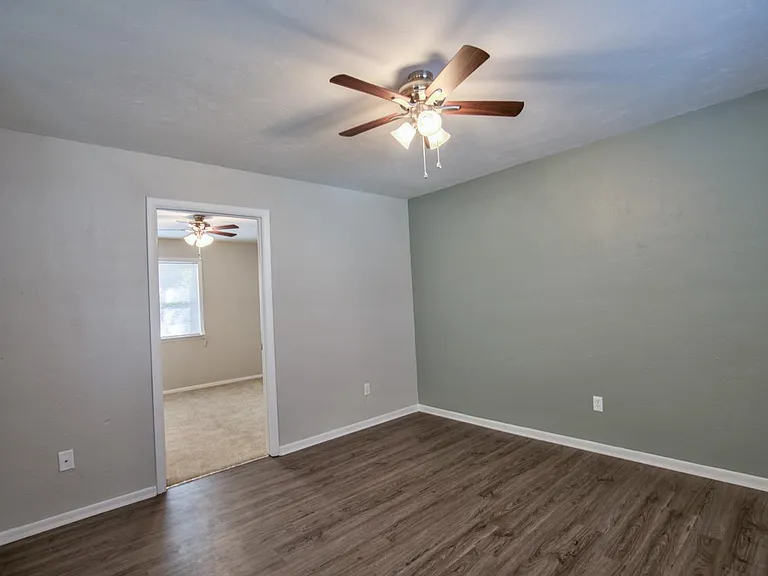 120 Valencia Dr #13 — Photo 5