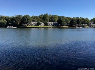 327 Windemere Isle Rd #11, Statesville, NC 28677