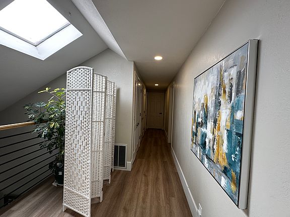 3rd image of 1565 Provincetown Dr