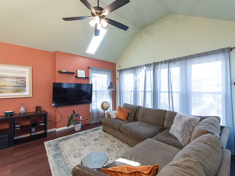 4731 Beach 47 St #2 — Photo 16