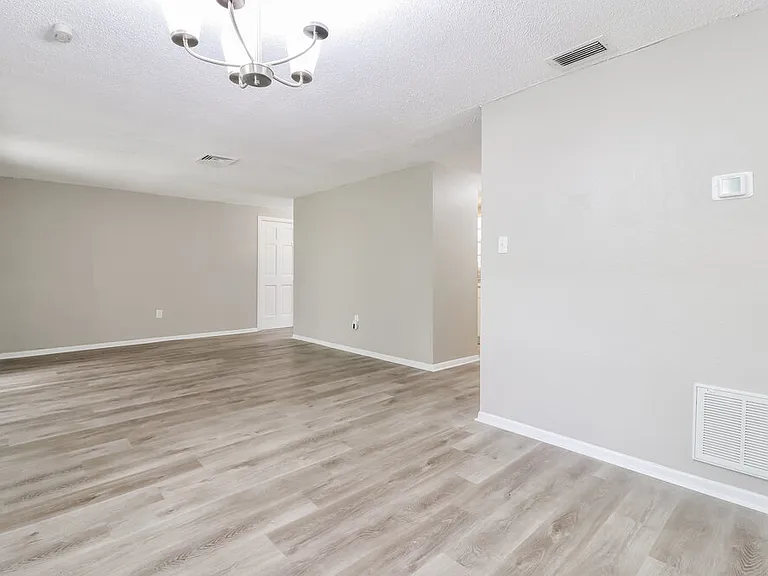 27084 Roper Rd — Photo 5